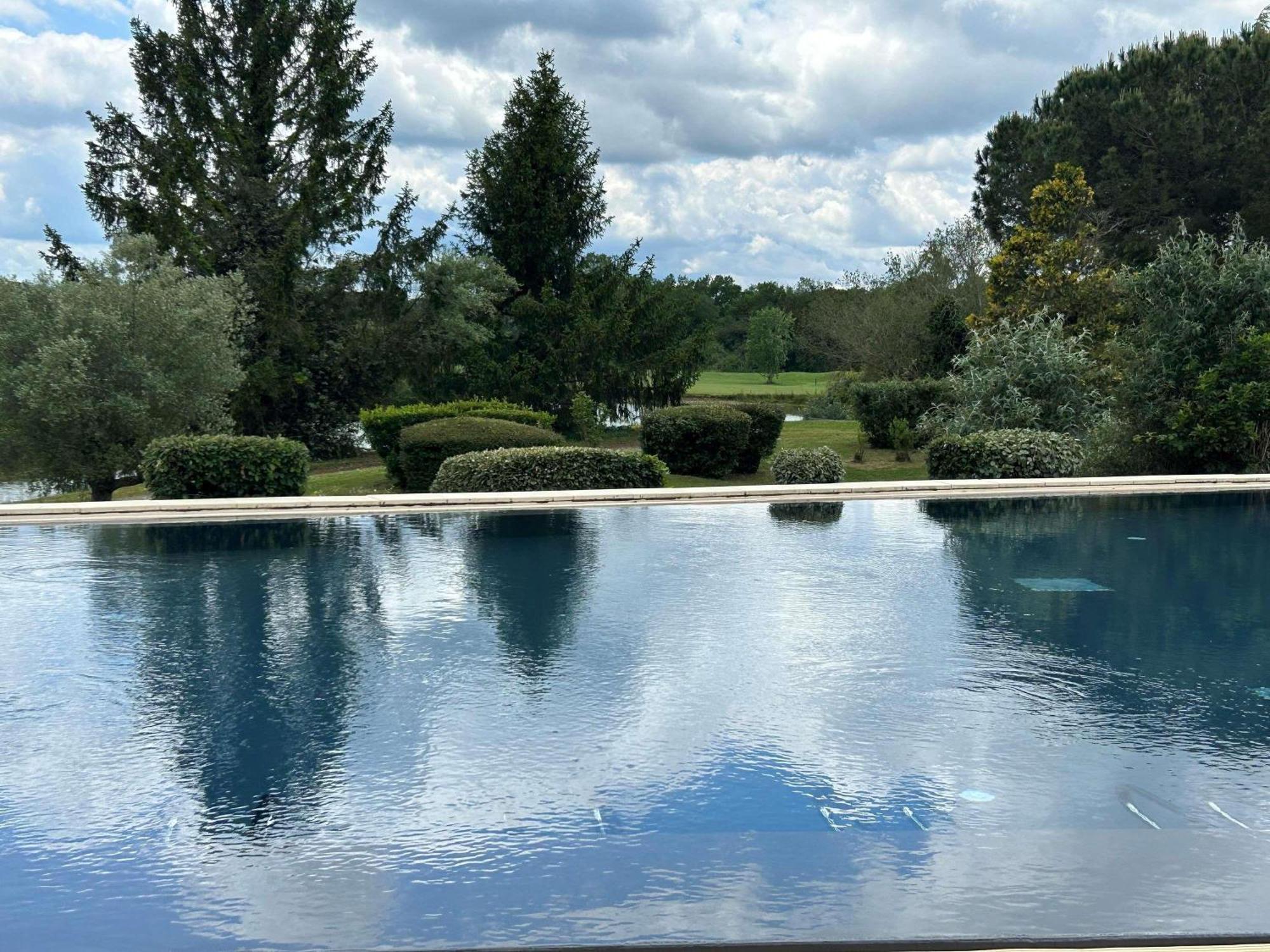Mercure Toulouse Aeroport Golf De Seilh Zewnętrze zdjęcie