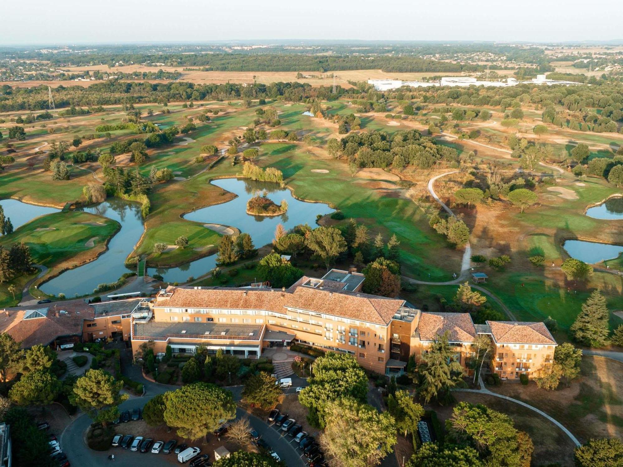 Mercure Toulouse Aeroport Golf De Seilh Zewnętrze zdjęcie
